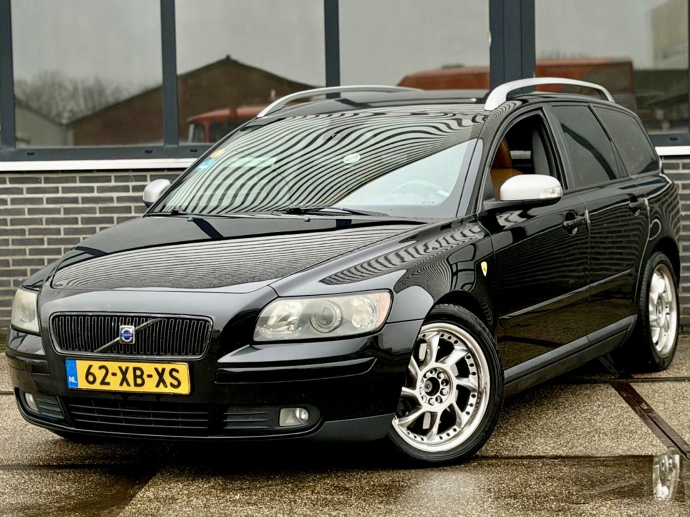 Volvo V50 2.4 D5 Edit. I Sport |Clima |CruiseC |Automaat 2007 - voorkant