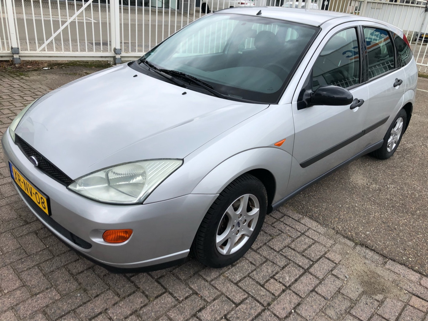 Ford Focus 1.6-16V Ghia**GERESERVEERD 1999 - voorkant