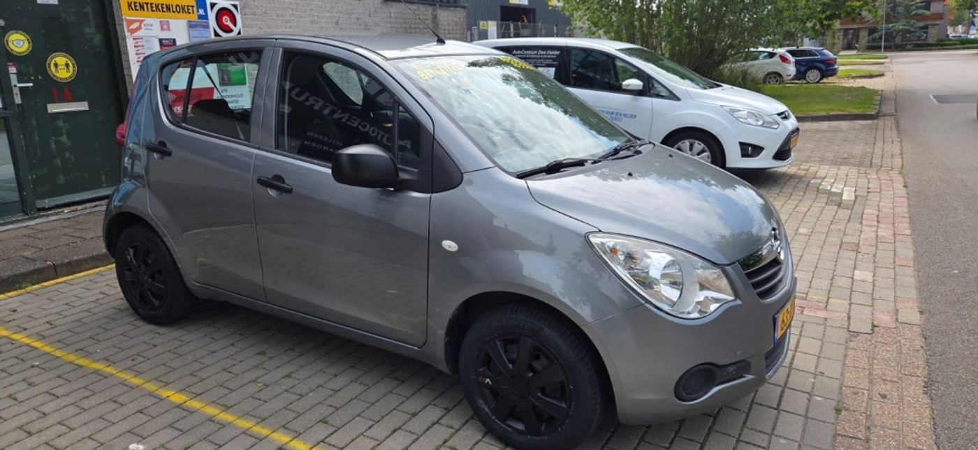 Foto van Opel Agila
