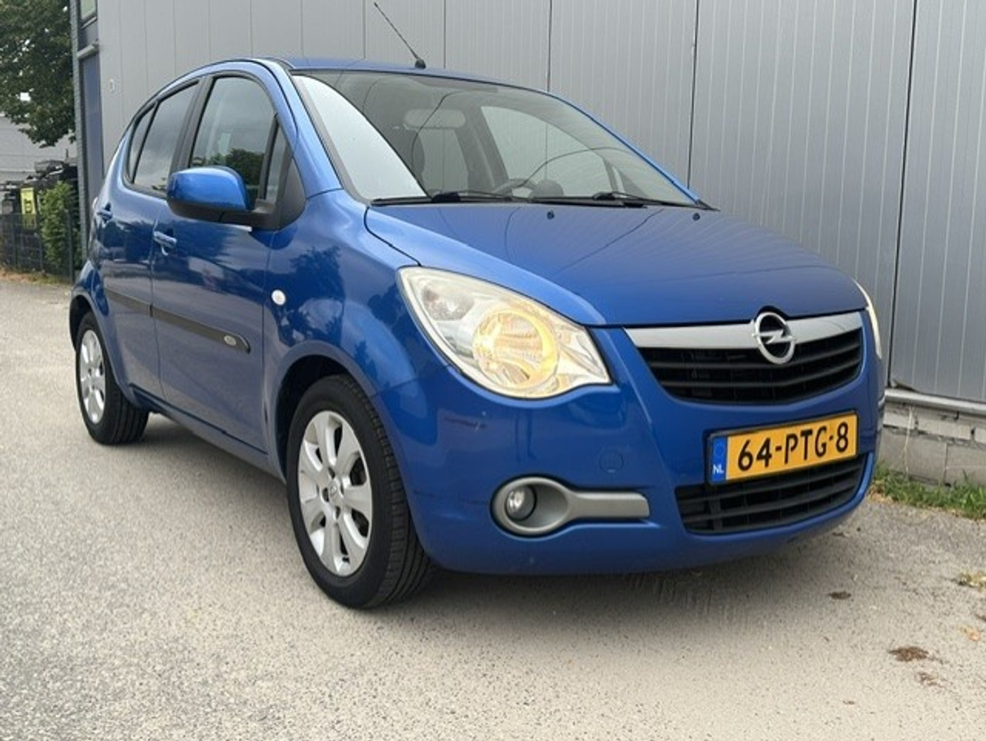 Foto van Opel Agila