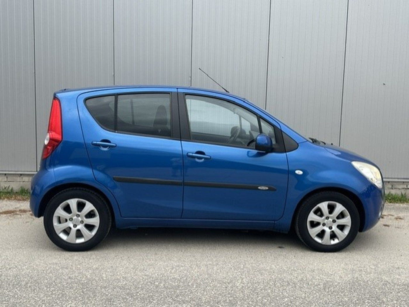 Foto van Opel Agila