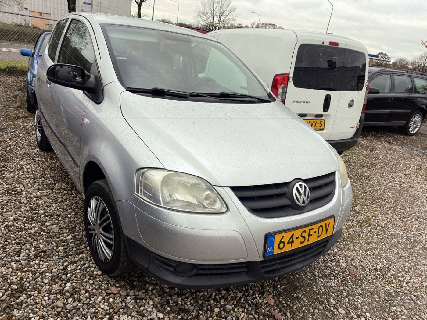 Volkswagen Fox verkocht !!!!!! 2005 - voorkant