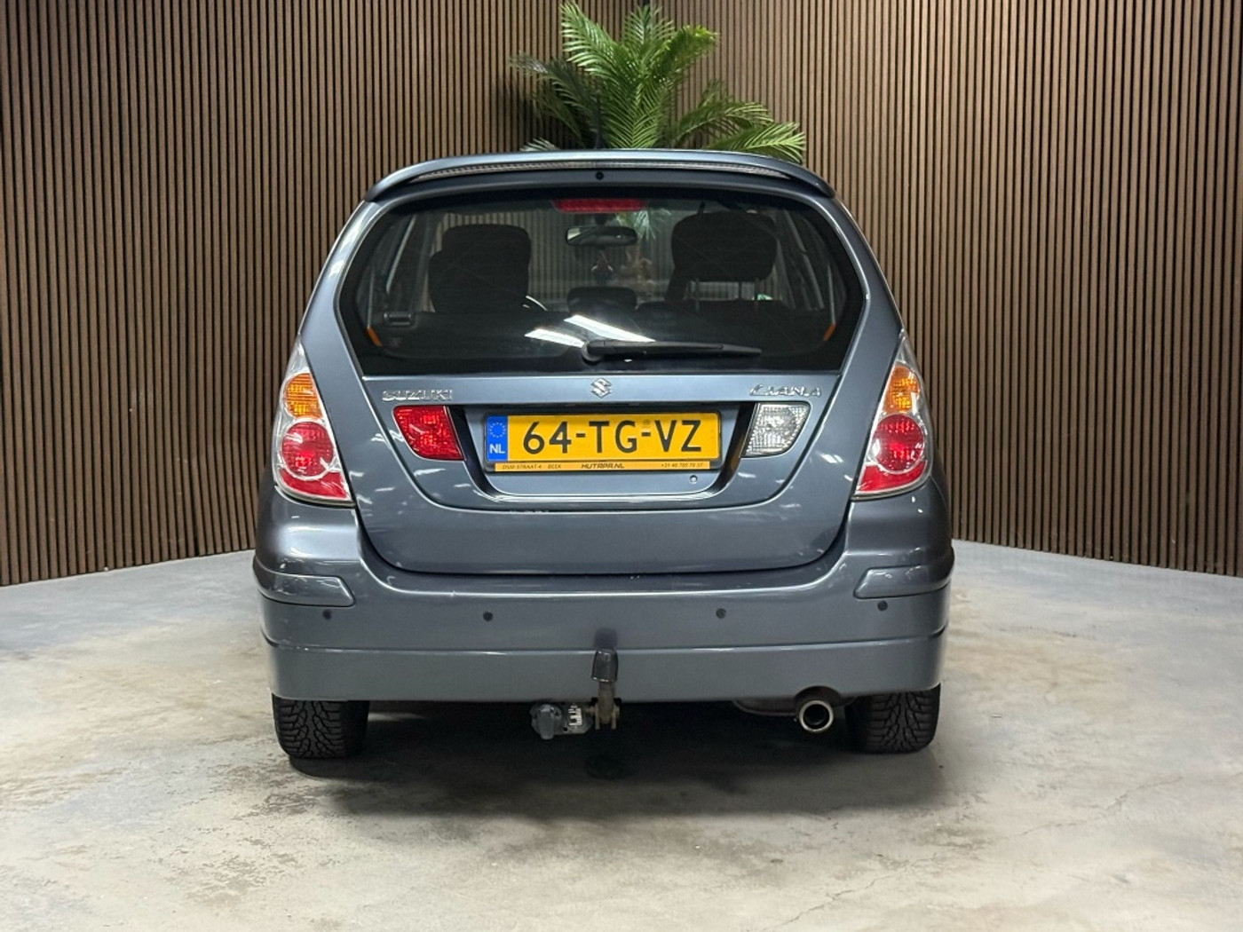 Foto van Suzuki Liana