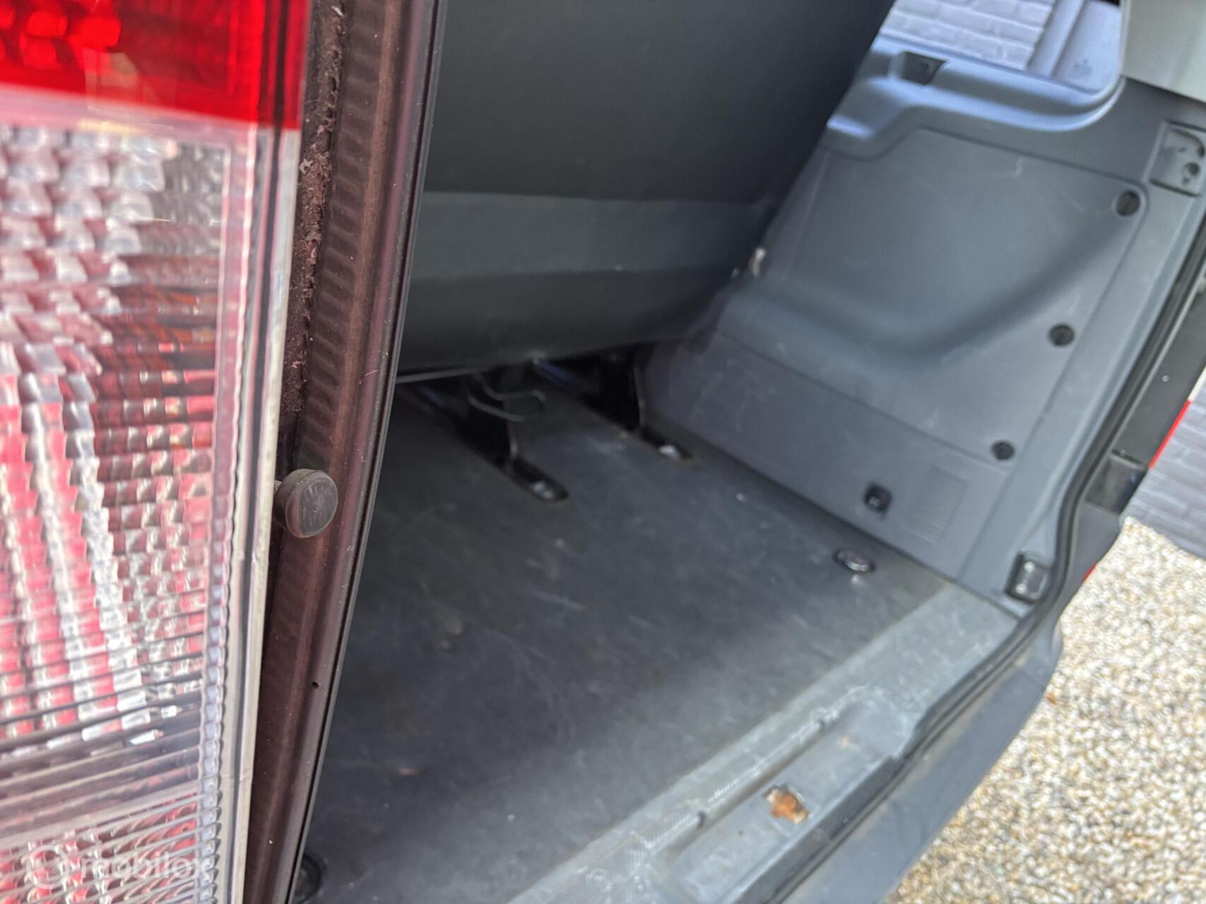 Foto van Mercedes-Benz Vito 111 CDI