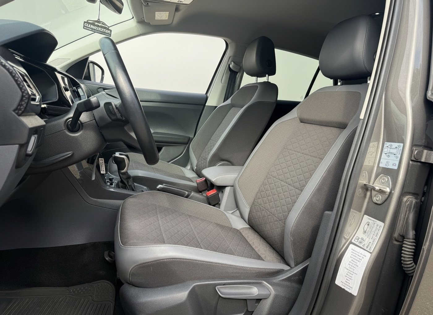 Foto van Volkswagen T-cross