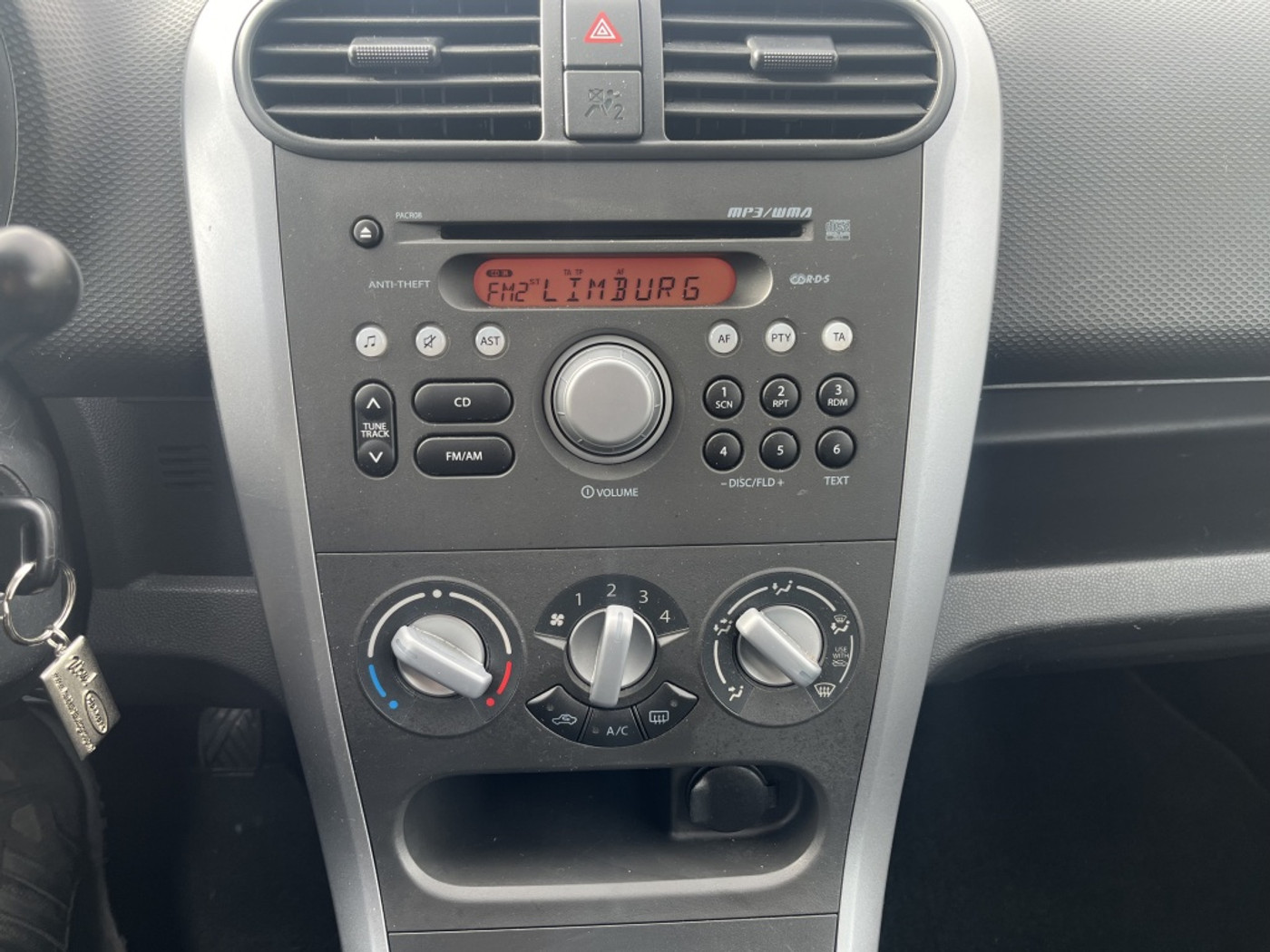 Foto van Opel Agila