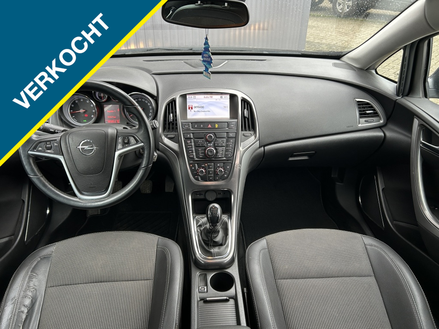 Foto van Opel Astra Sports Tourer