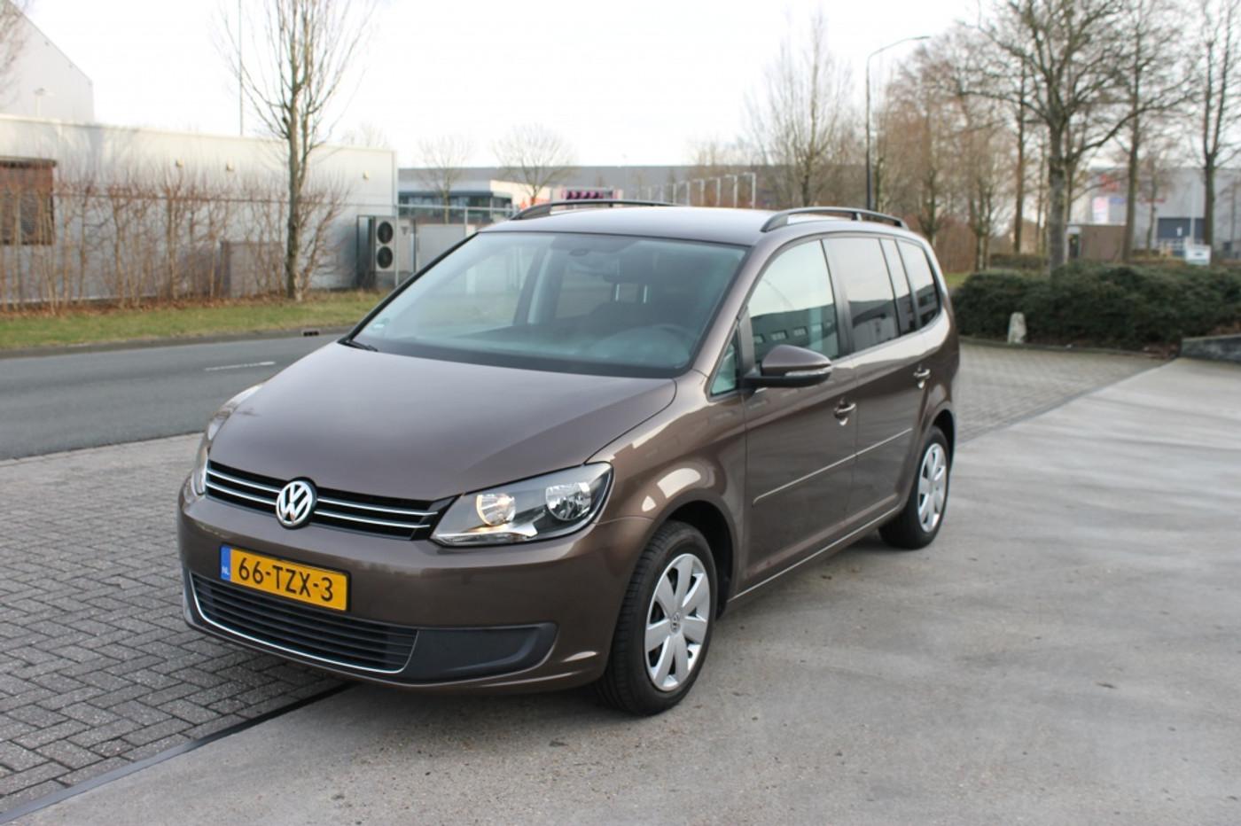 Volkswagen Touran 1.2 TSI Comfl. BlueM 2012 - voorkant