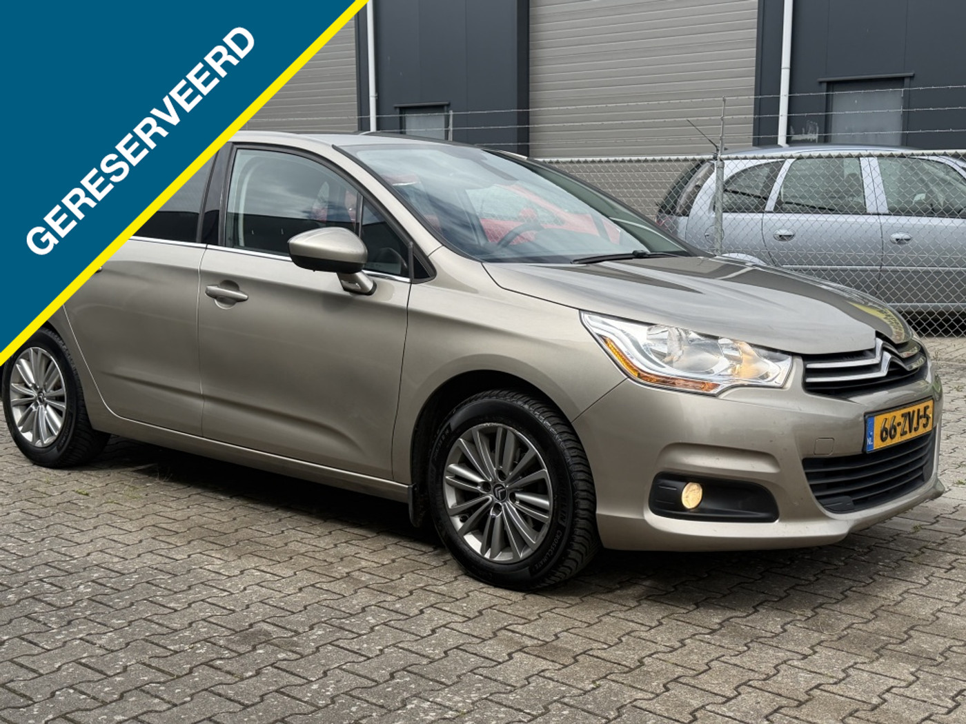 Citroen C4 1.6 VTi AIRCO NAVI CRUISE 2013 - voorkant
