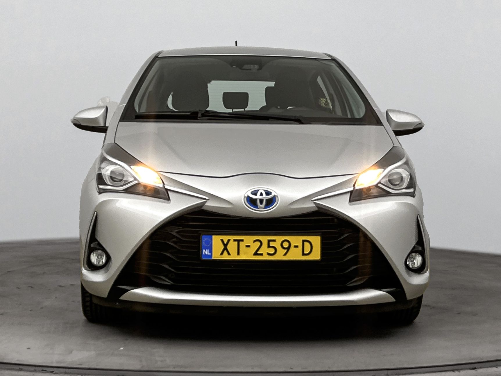 Foto van Toyota Toyota Yaris Hybrid
