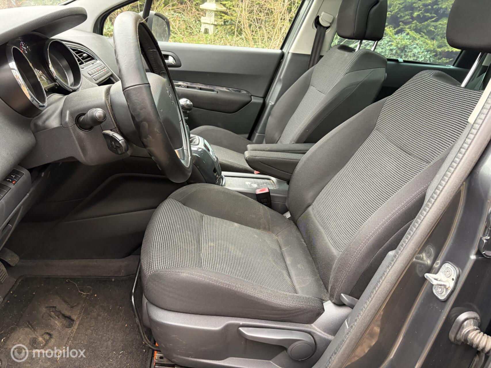 Foto van Peugeot 5008