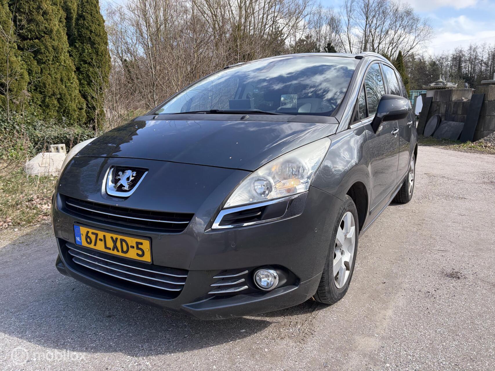 Foto van Peugeot 5008