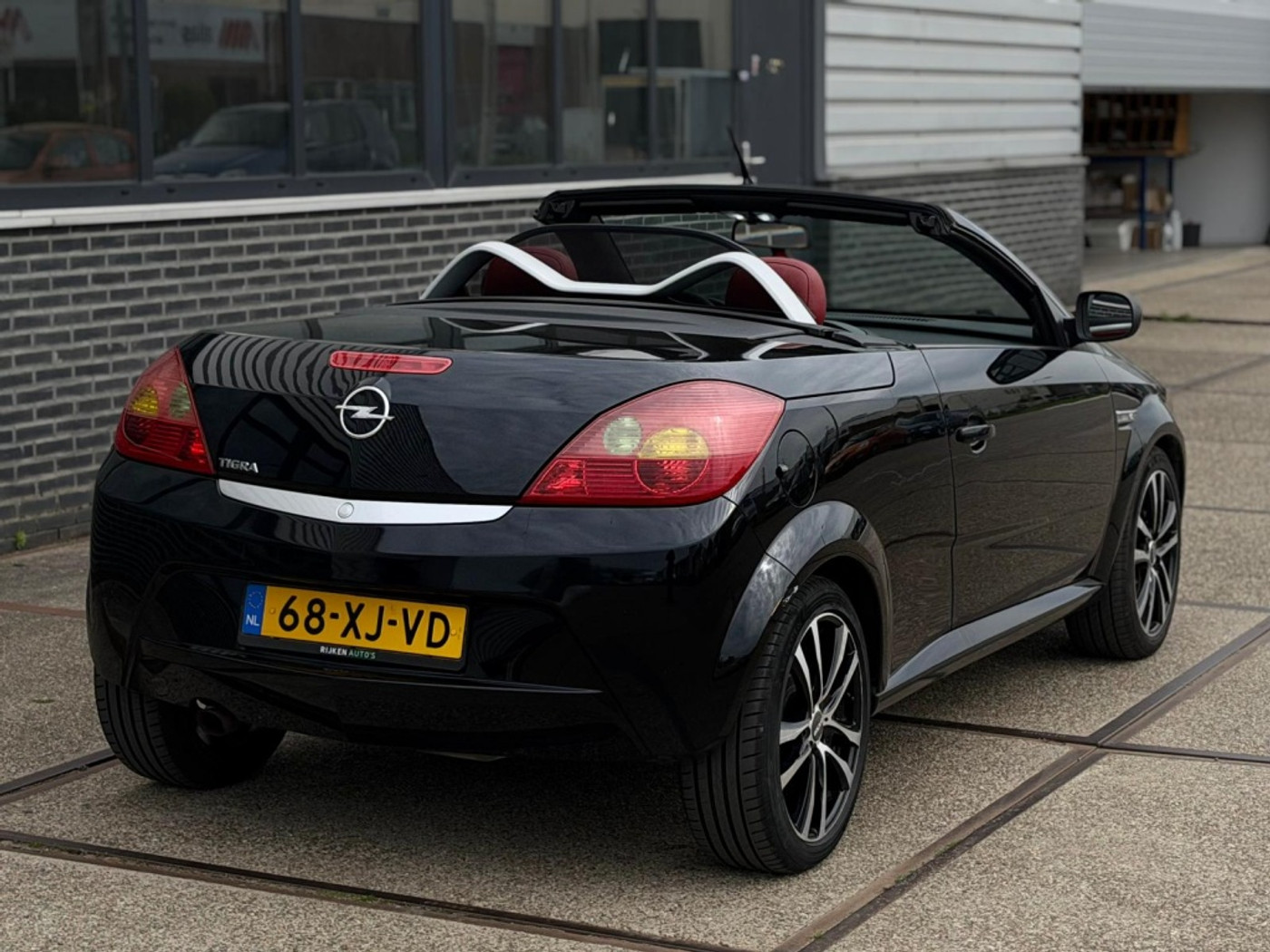 Foto van Opel Tigra Twintop