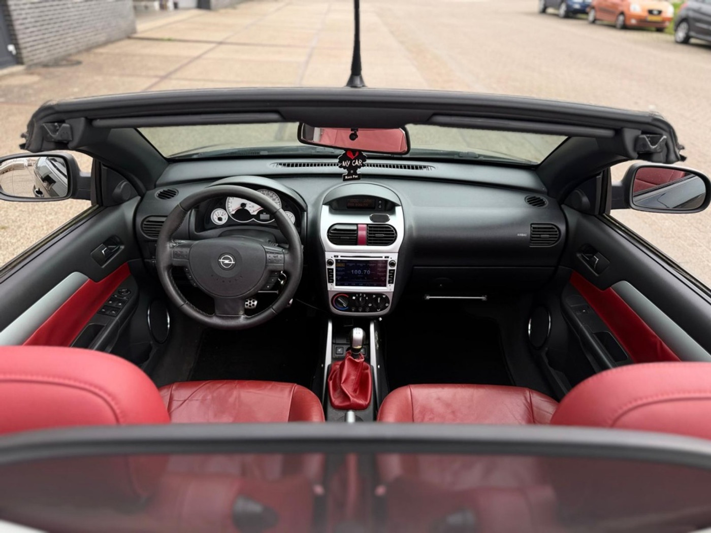 Foto van Opel Tigra Twintop