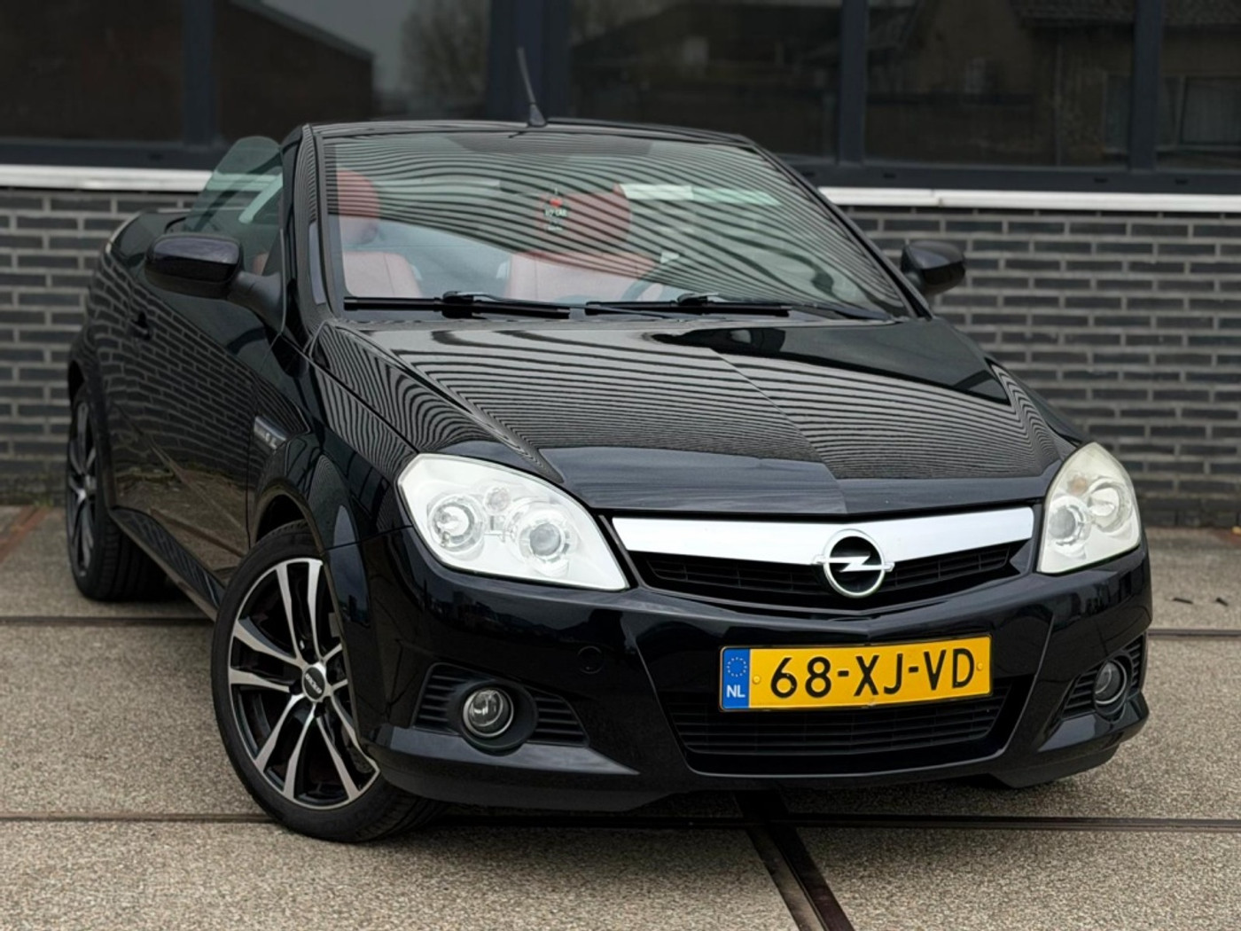 Foto van Opel Tigra Twintop