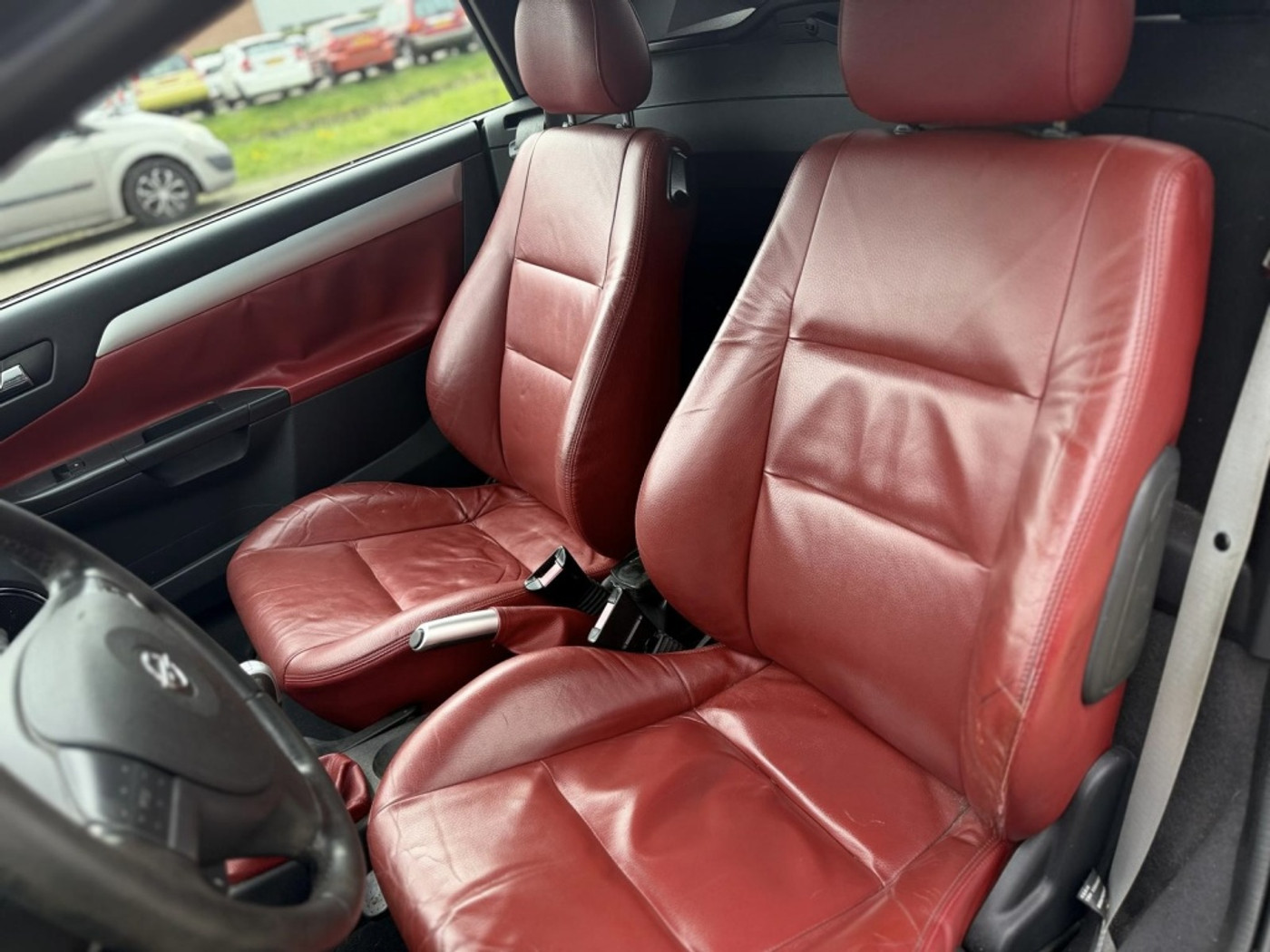 Foto van Opel Tigra Twintop