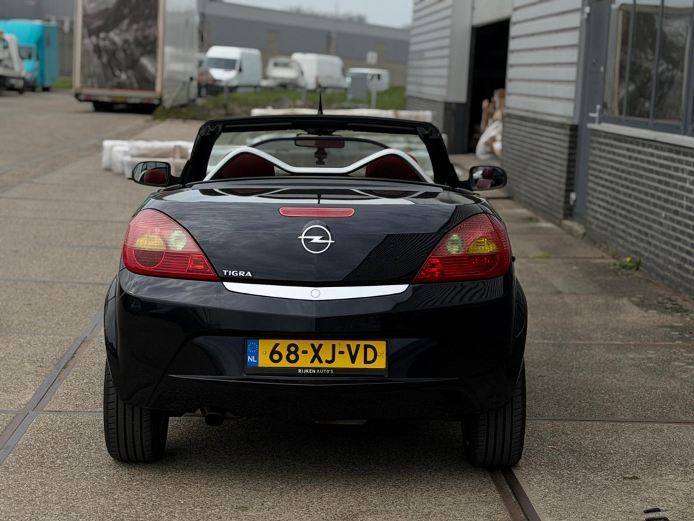 Foto van Opel Tigra Twintop
