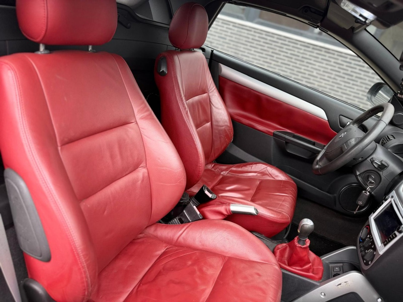 Foto van Opel Tigra Twintop