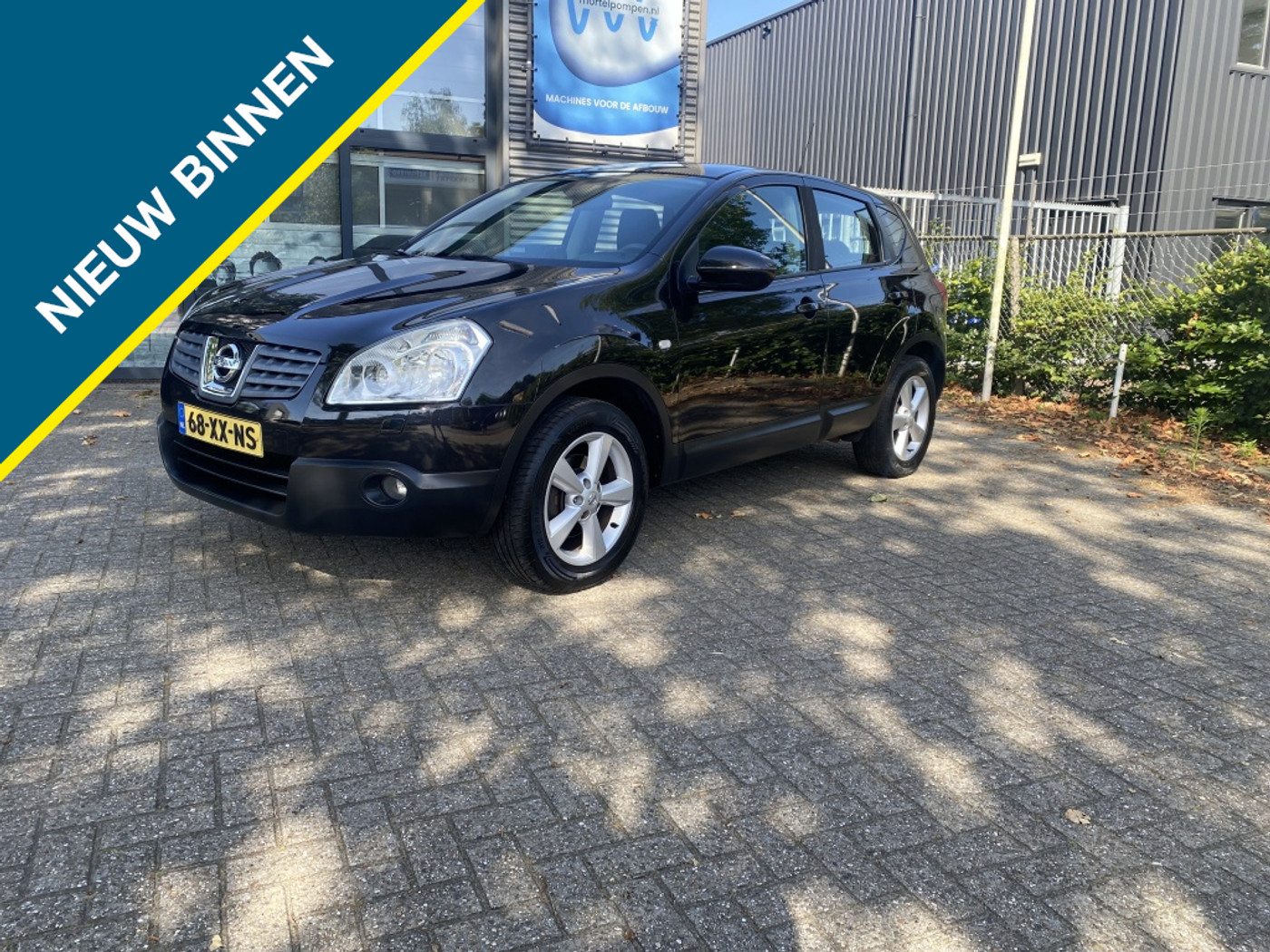Nissan Nissan Qashqai 2.0 Acenta Pack/pano/cruise/trekhaak 2007 - voorkant