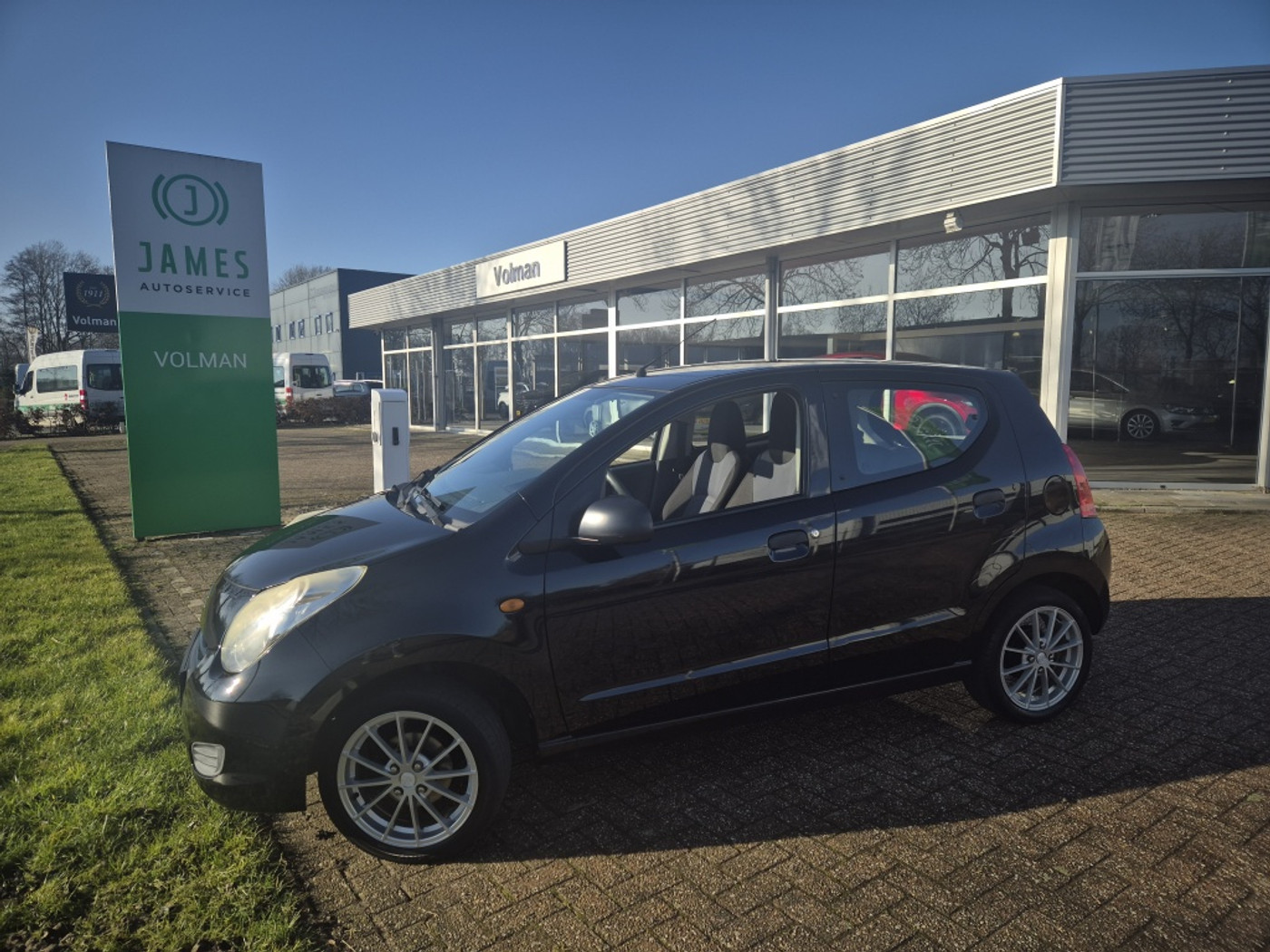 Suzuki Alto 1.0 Comfort EASSS 2014 - voorkant