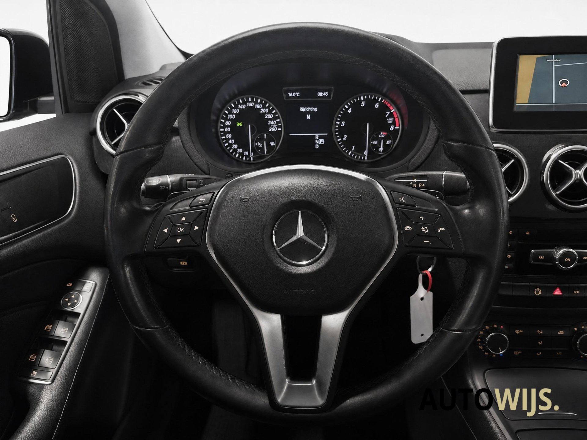 Foto van Mercedes-Benz B 180