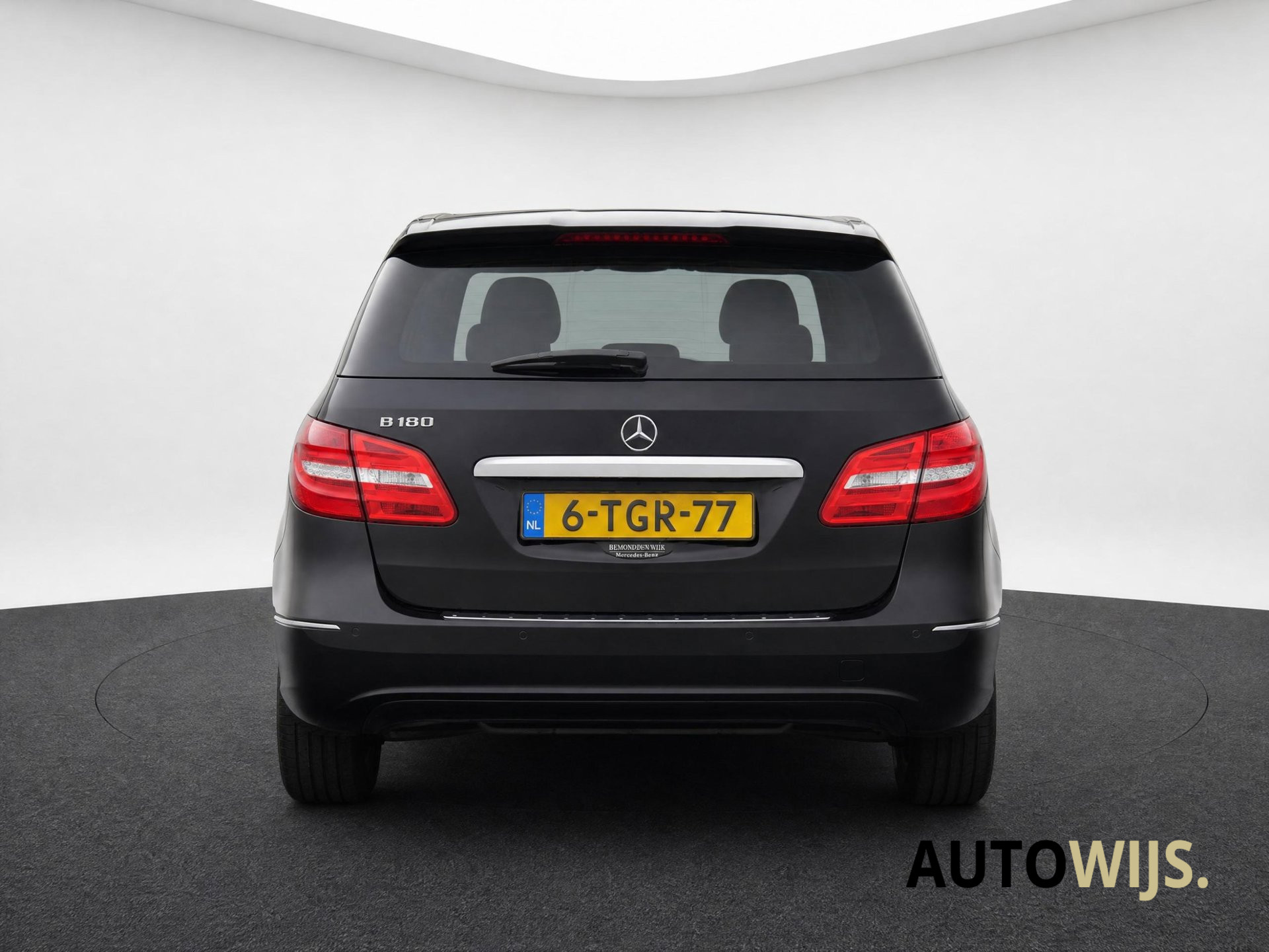 Foto van Mercedes-Benz B 180