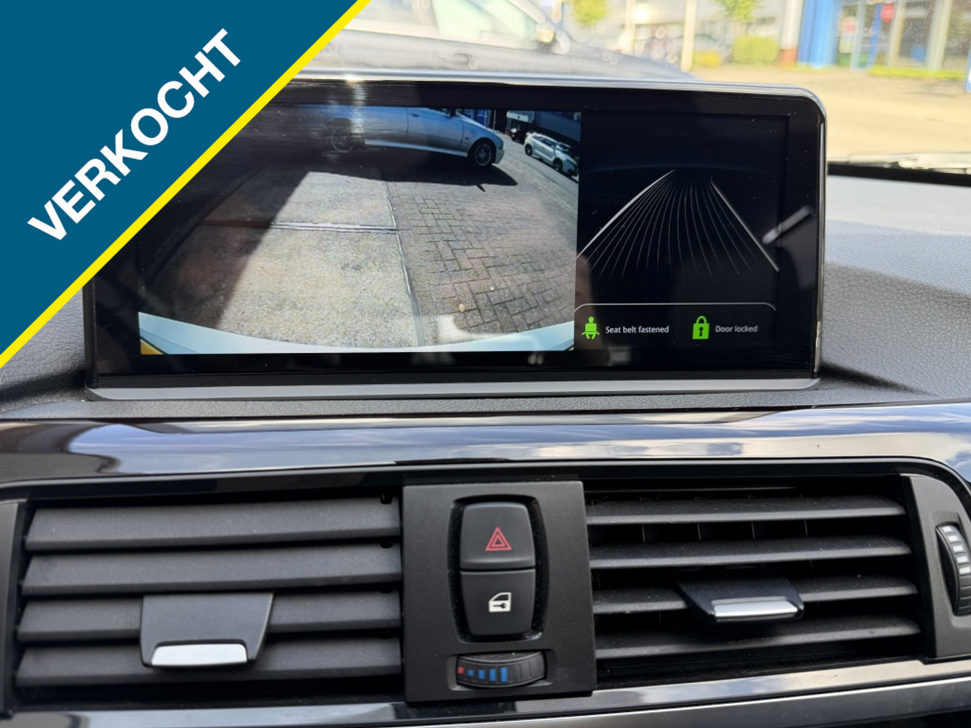Foto van BMW 320i xDrive