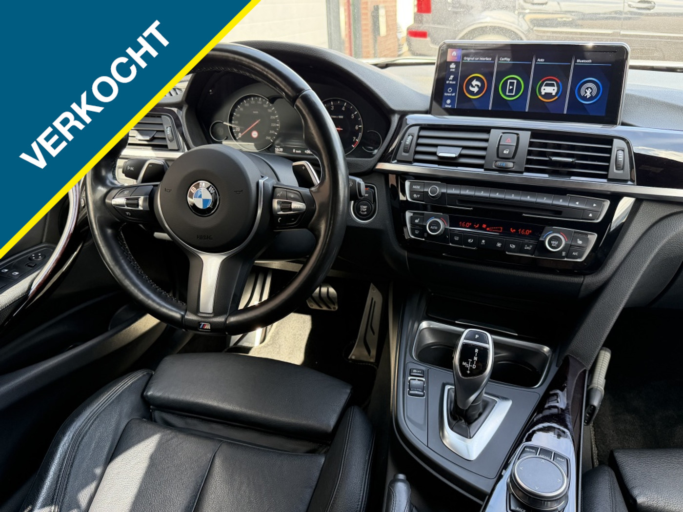 Foto van BMW 320i xDrive