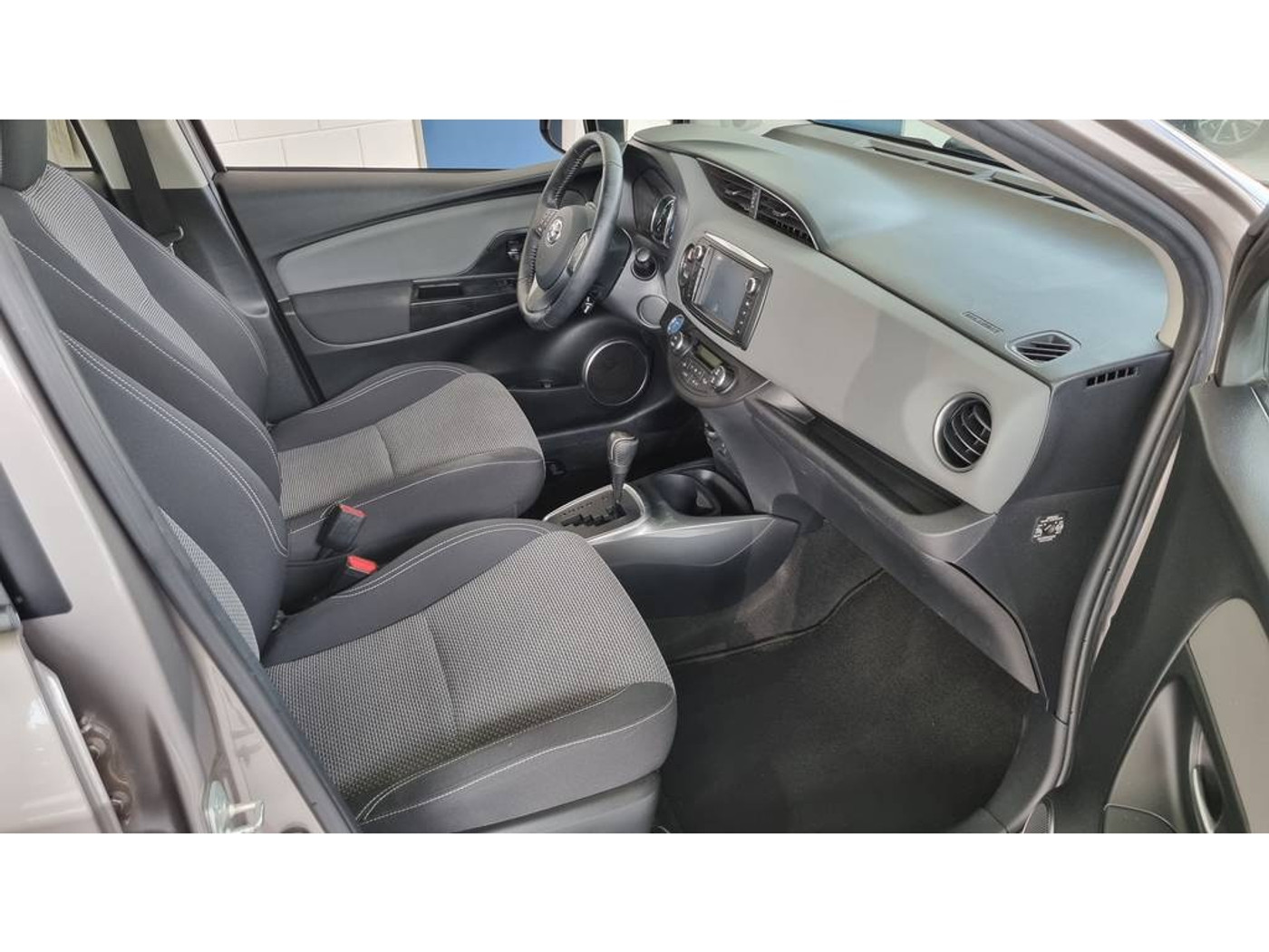 Foto van Toyota Toyota Yaris Hybrid