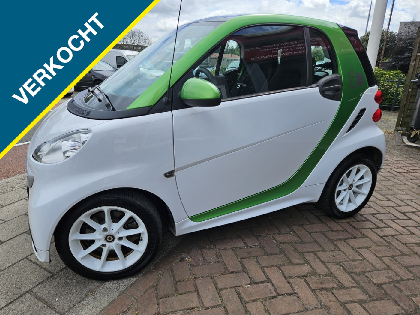 Smart Electric Drive Electric drive|Airco|Navi|Panodak 2015 - voorkant