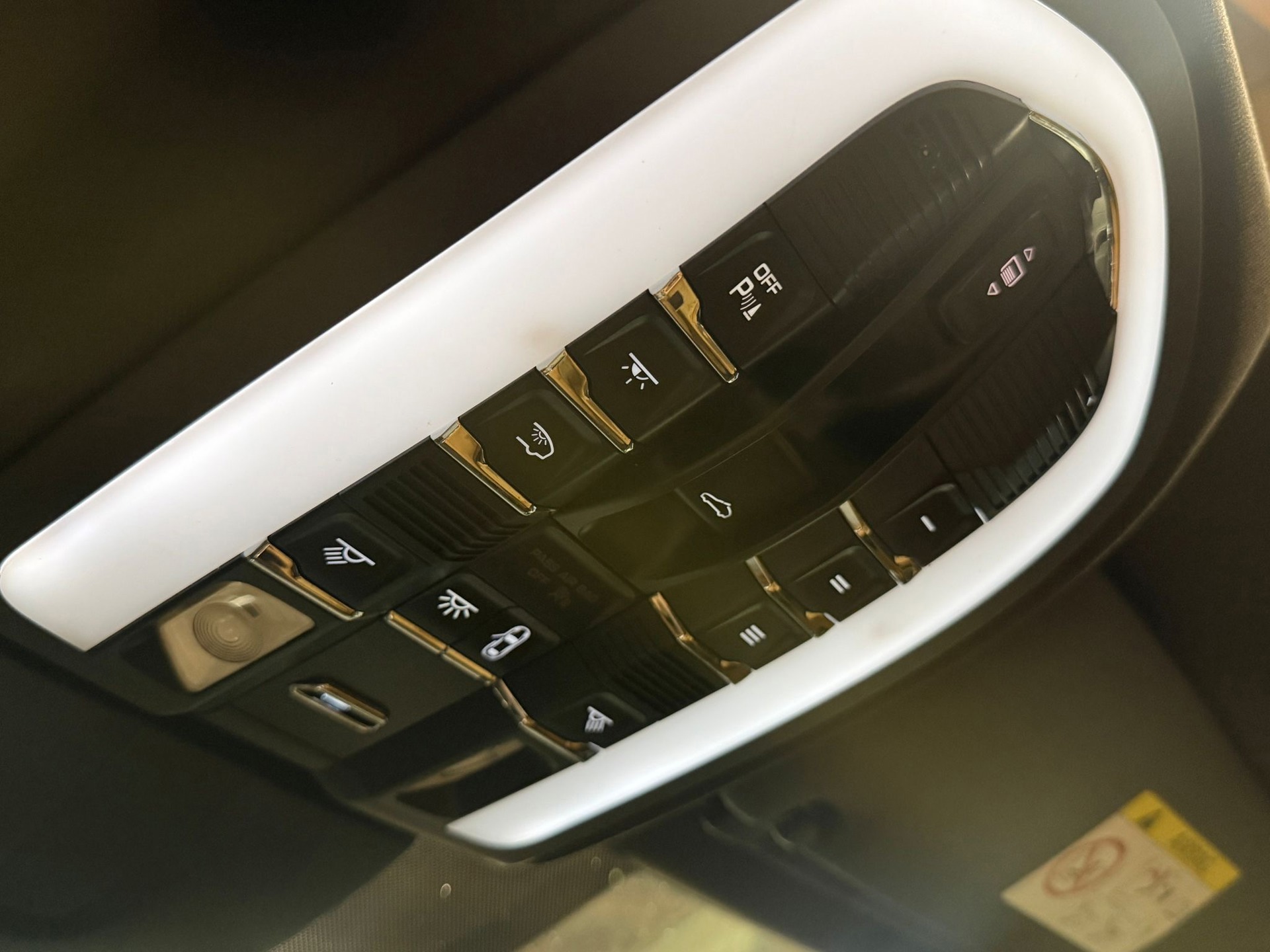 Foto van Porsche Cayenne S E-hybrid