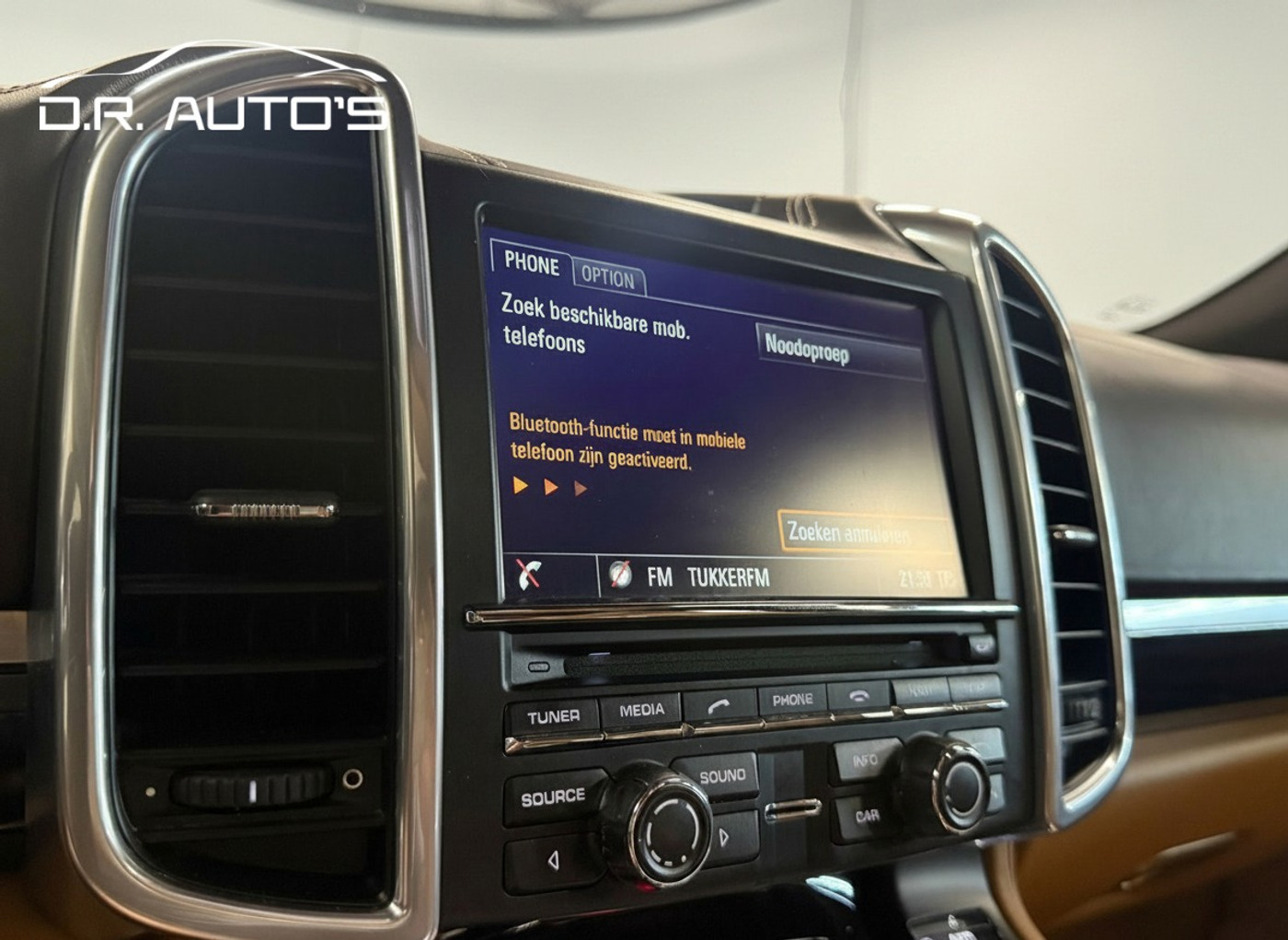 Foto van Porsche Cayenne S E-hybrid