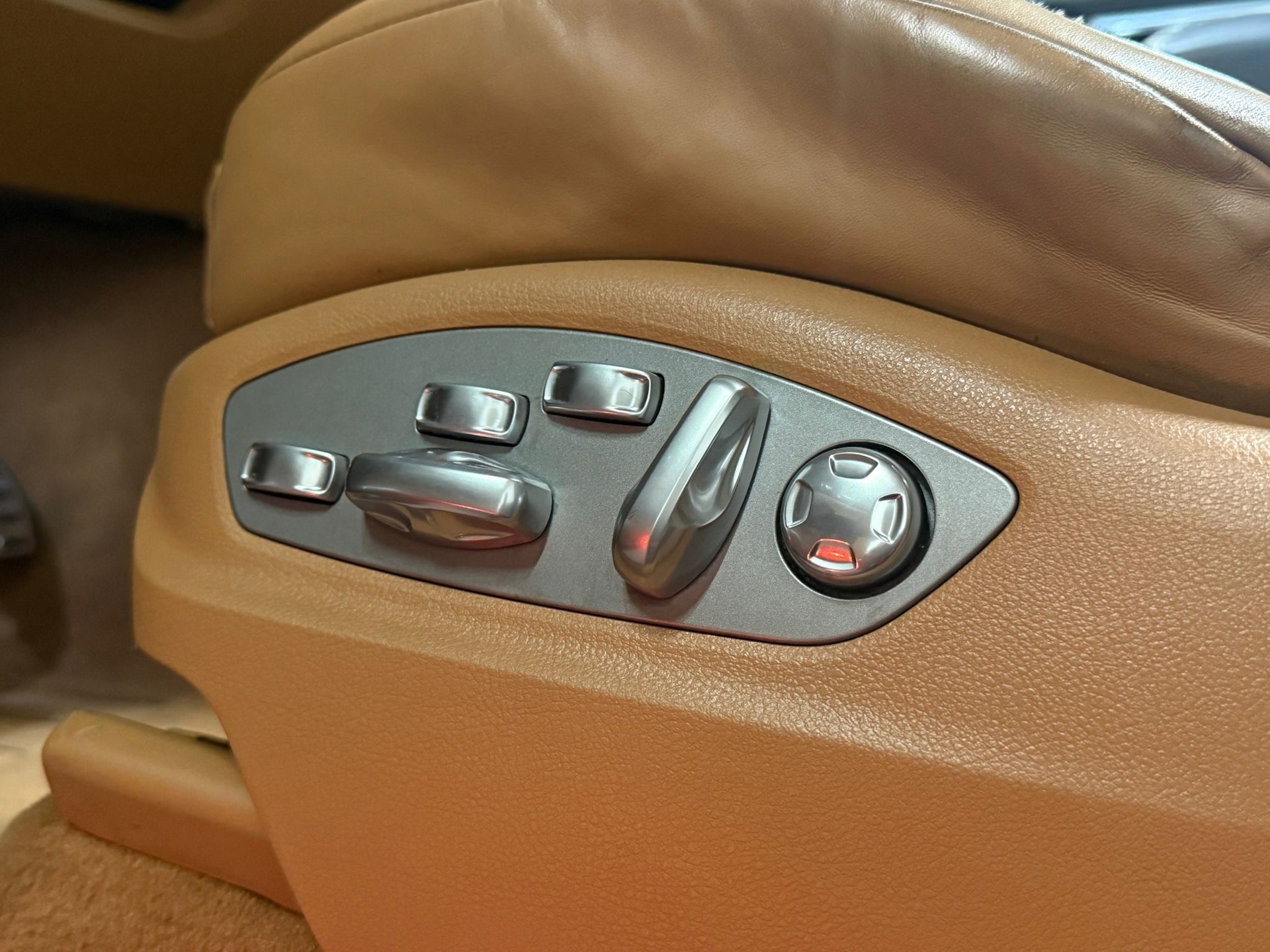 Foto van Porsche Cayenne S E-hybrid