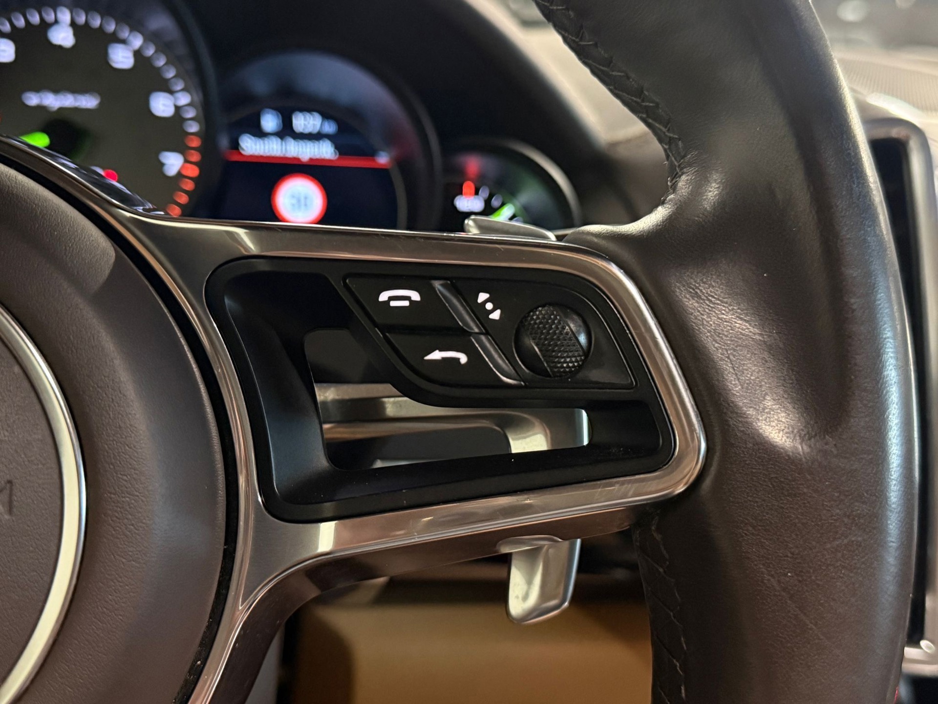 Foto van Porsche Cayenne S E-hybrid