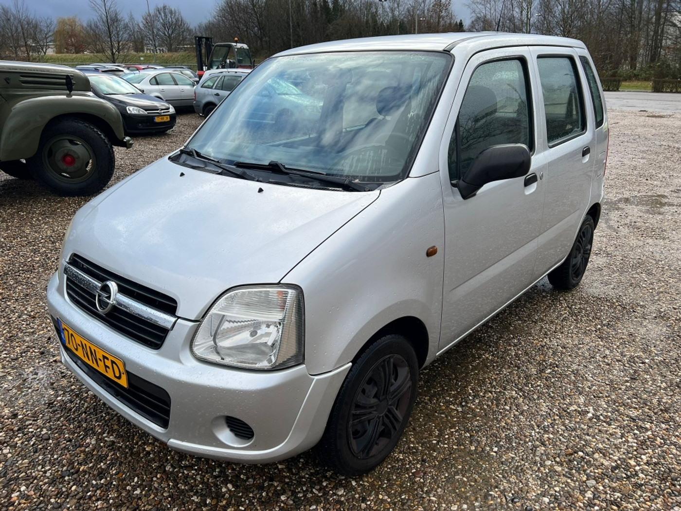 Opel Agila 1.0-12V Essentia, MOTOR DEFECT *** 2003 - voorkant