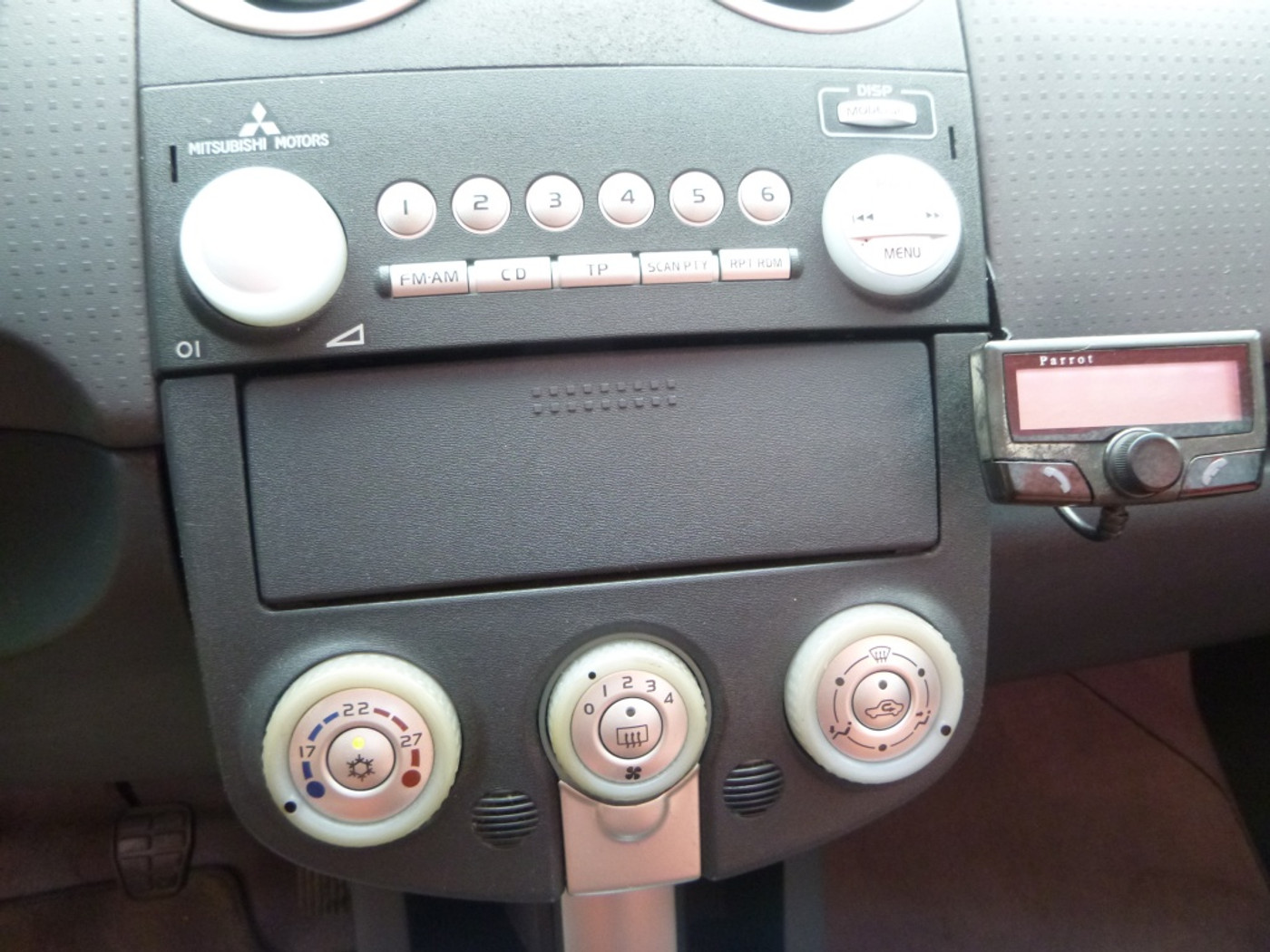 Foto van Mitsubishi Mitsubishi Colt