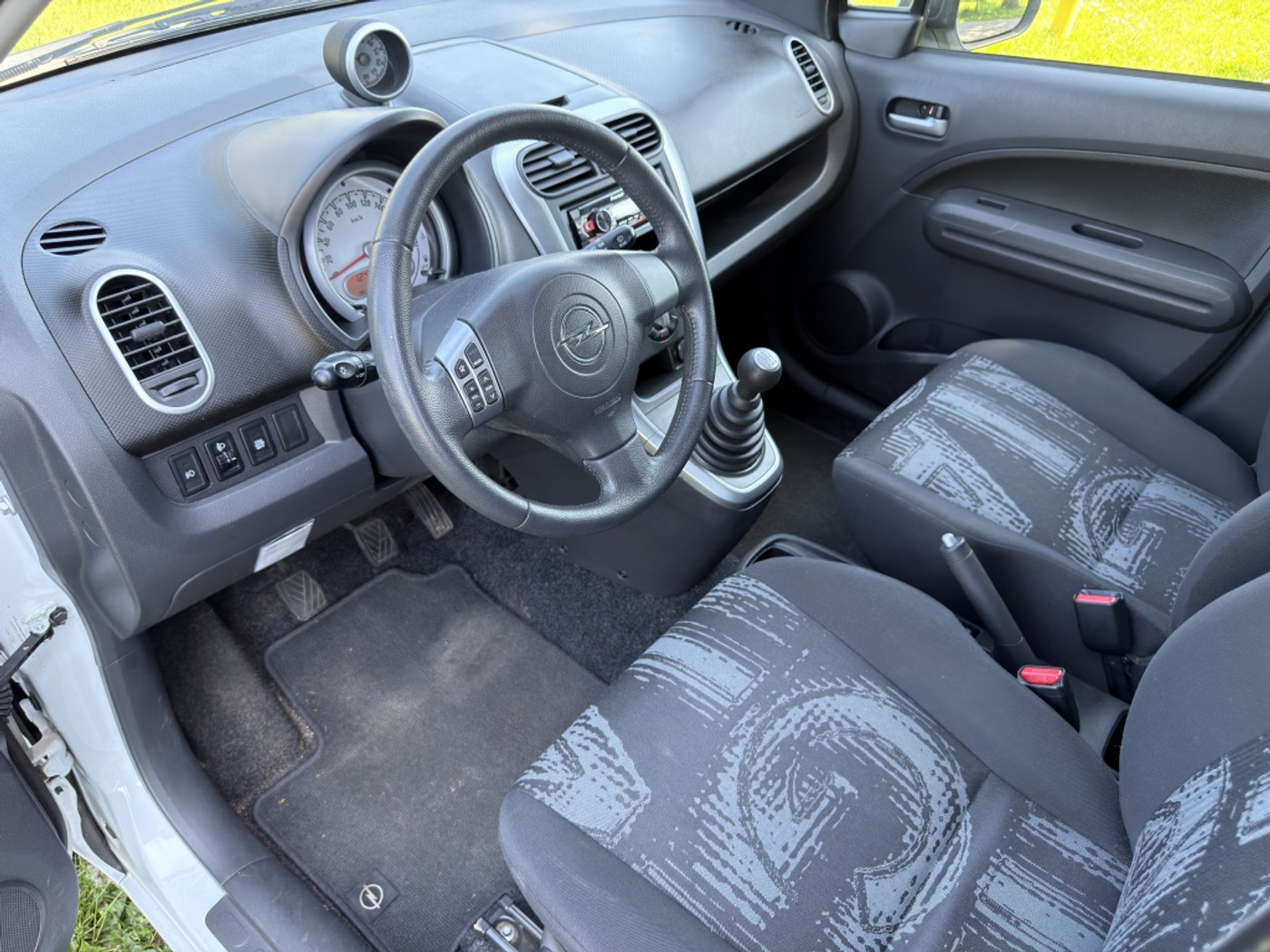 Foto van Opel Agila