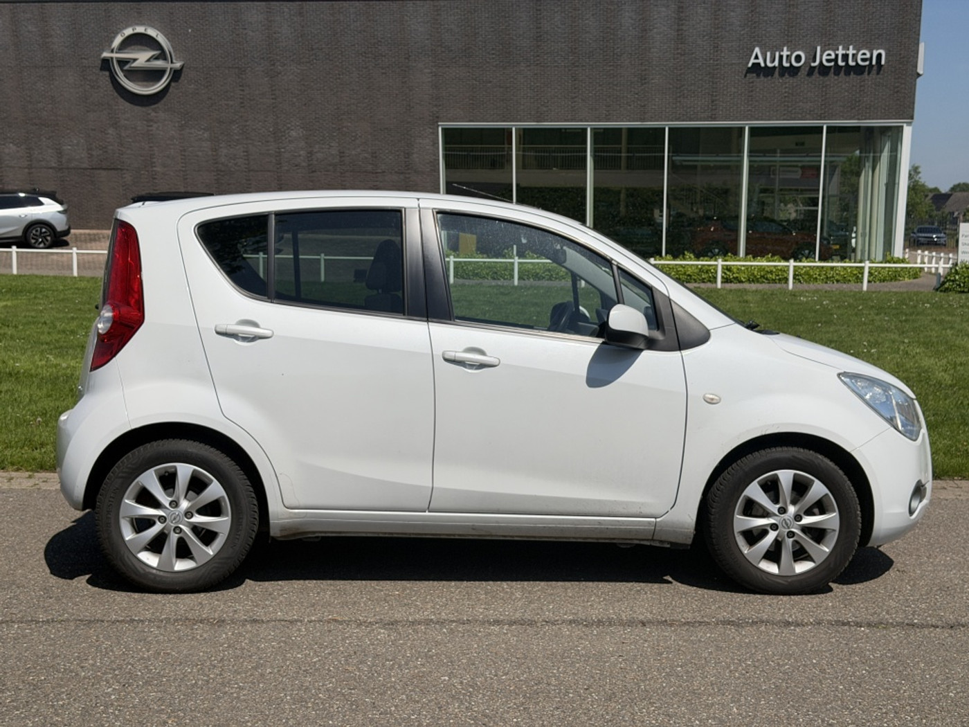 Foto van Opel Agila