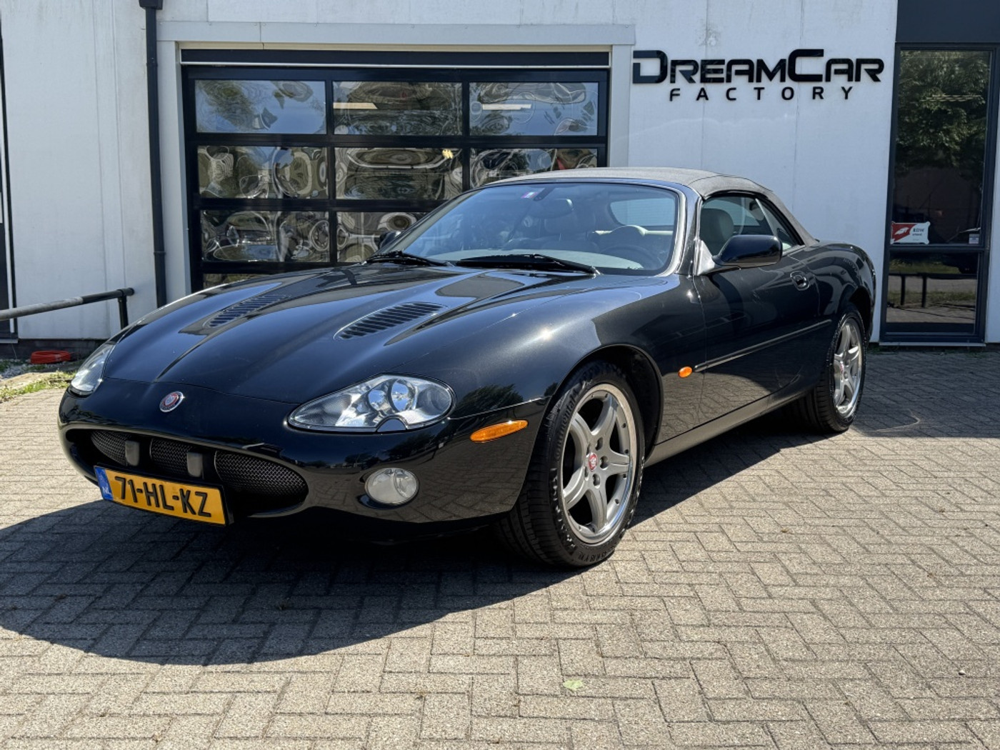 Jaguar Jaguar XKR 4.0 V8 Convertible 2001 - voorkant