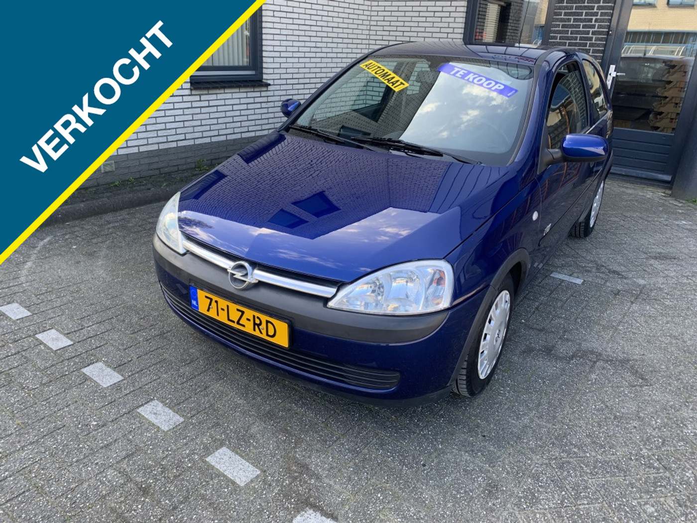 Opel Corsa-c 1.2-16V Njoy Easytr. AUTOMAAT 2003 - voorkant