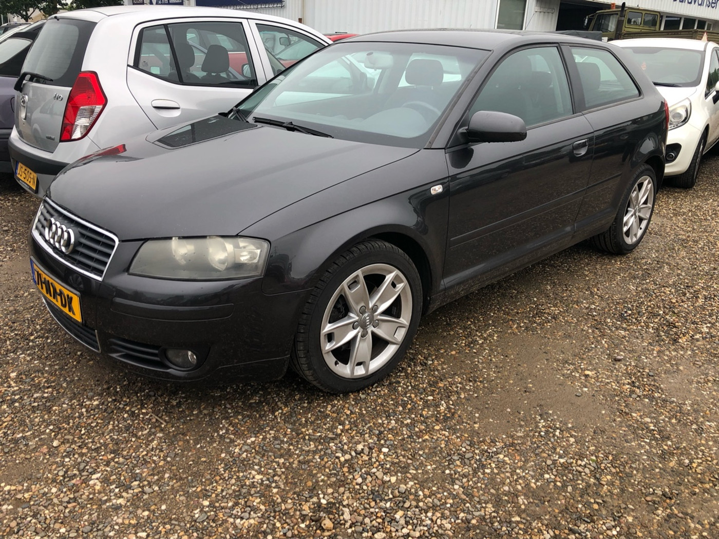Audi Audi A3 gereserveerd 2004 - voorkant
