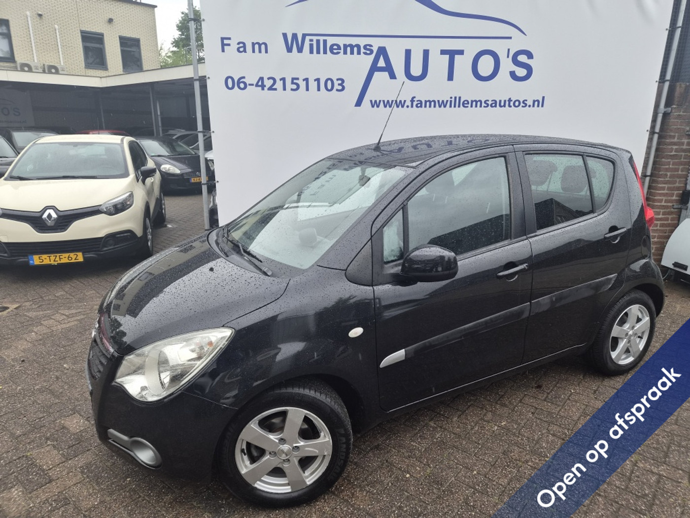 Opel Agila 1.0 Edition 2012 - voorkant