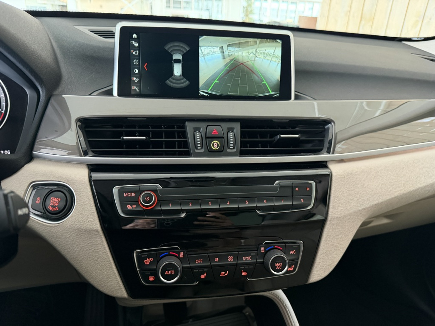 Foto van BMW X1 Sdrive20i