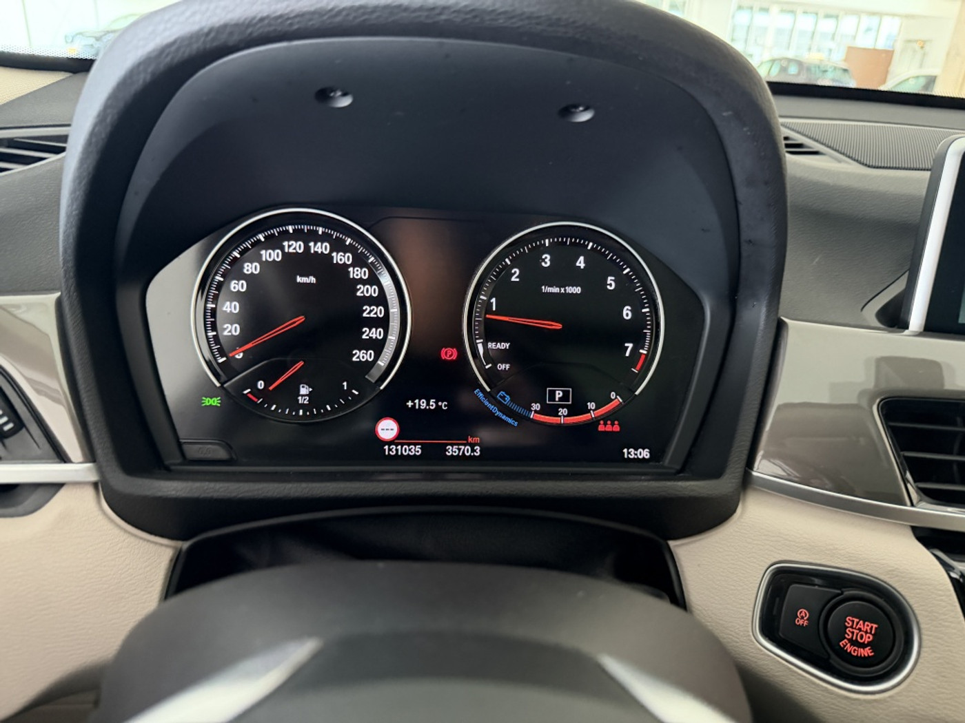 Foto van BMW X1 Sdrive20i