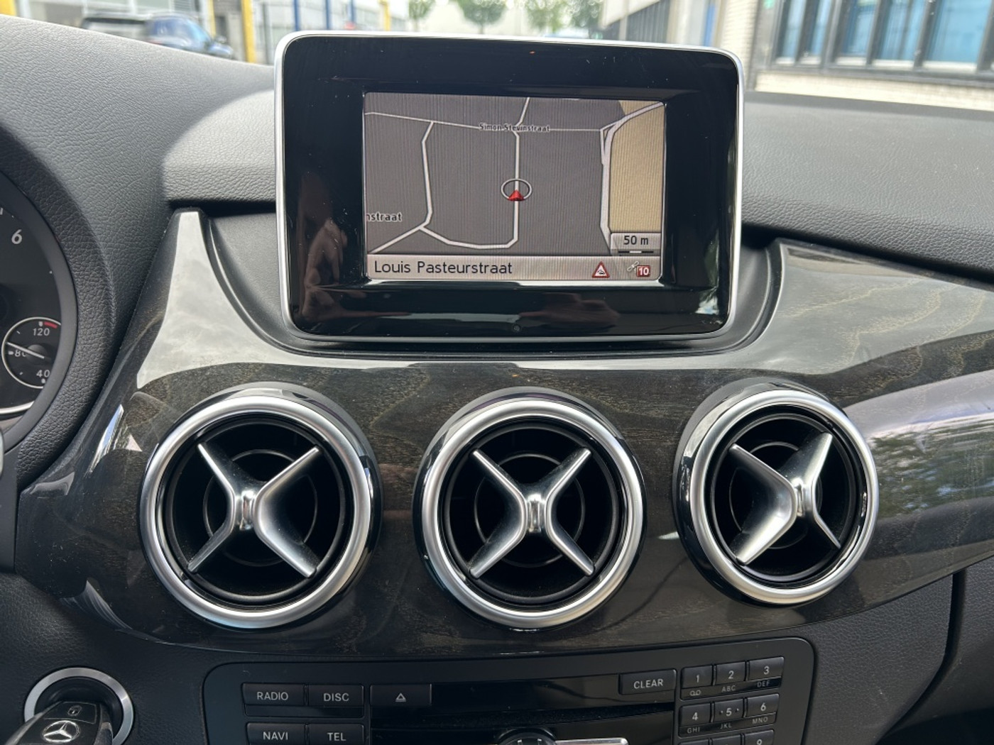 Foto van Mercedes-Benz B 180