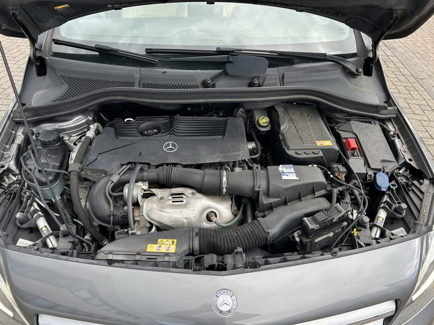 Foto van Mercedes-Benz B 180