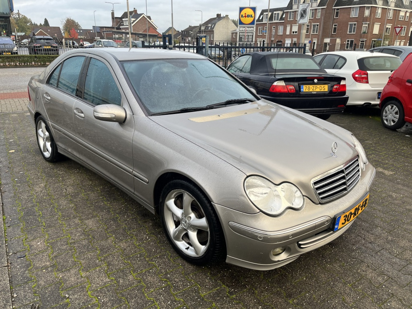 Mercedes-Benz C 240 GERESERVEERD 2005 - voorkant