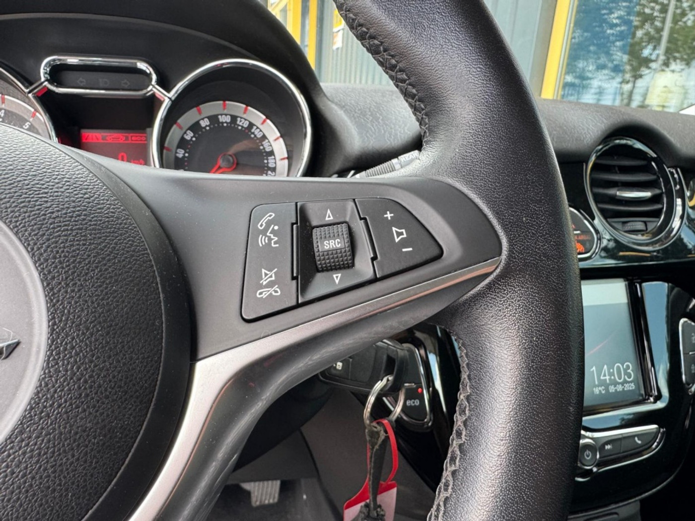 Foto van Opel Adam
