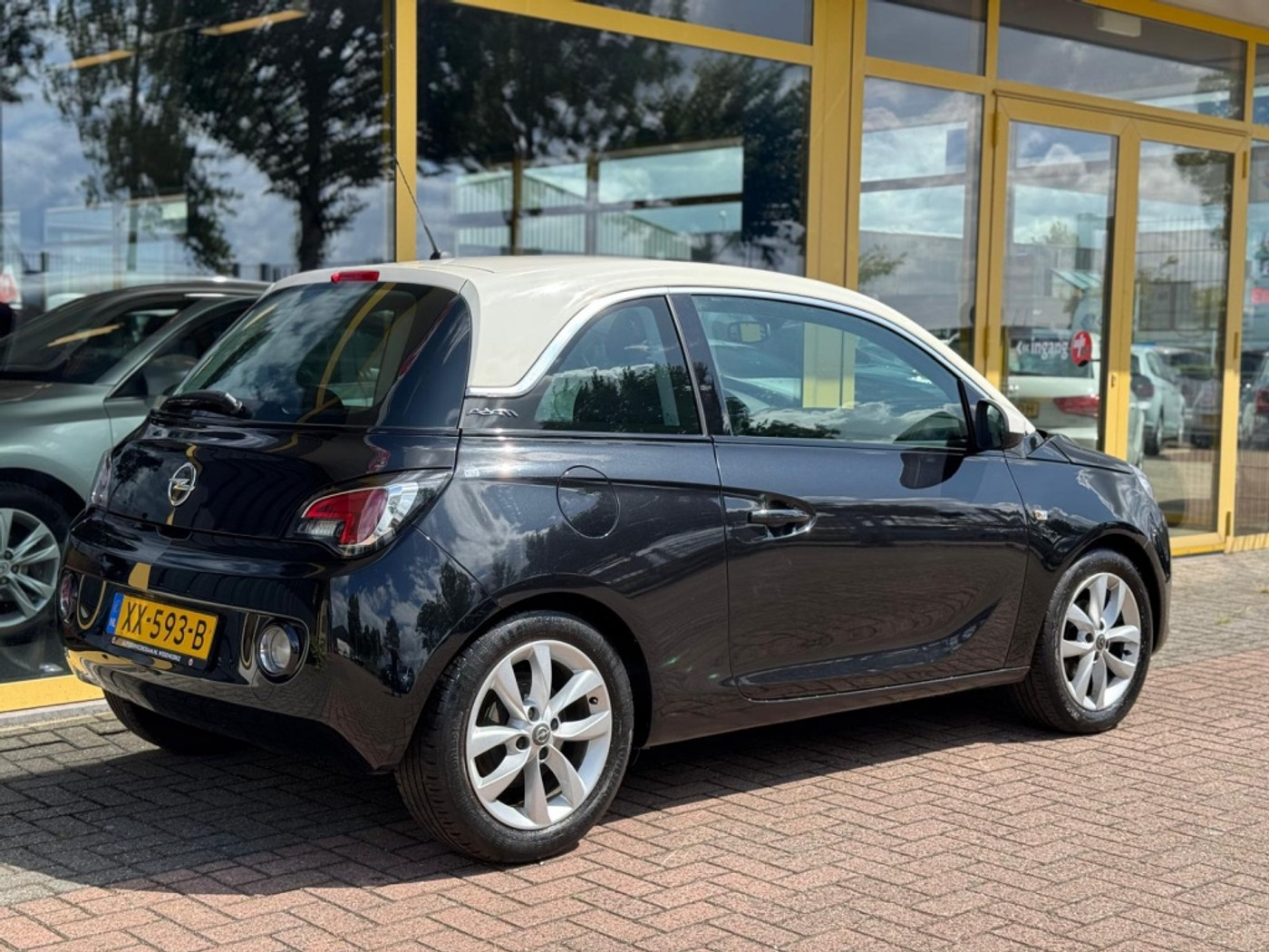 Foto van Opel Adam