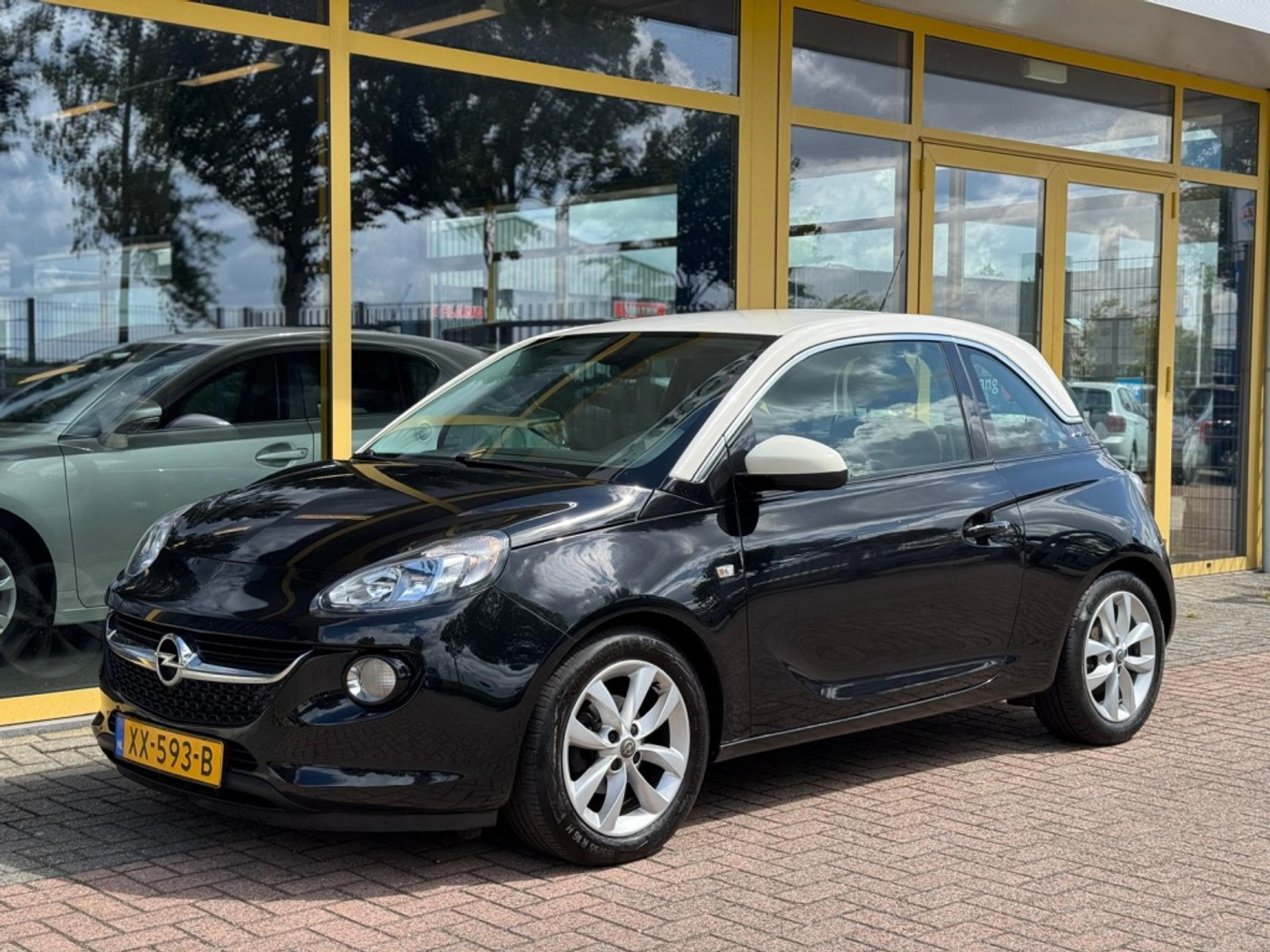 Foto van Opel Adam